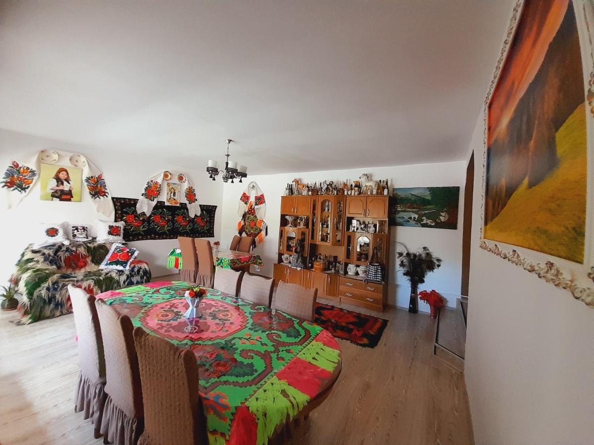 Willa Casa De La Ferma Mariuca Berbesti Zewnętrze zdjęcie